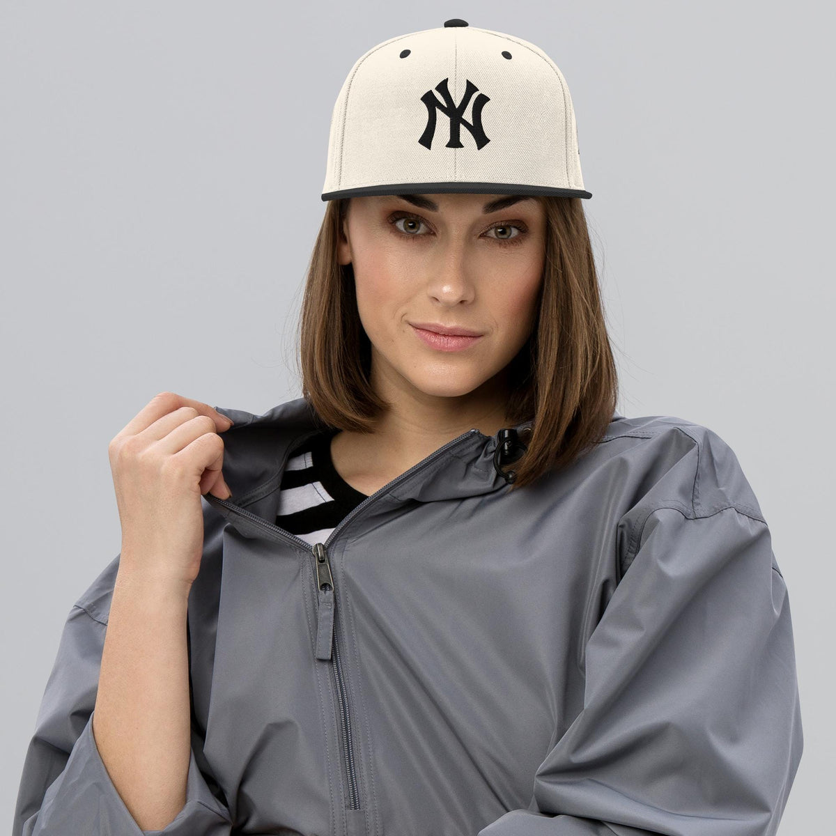 New York Yankees 3D Puff Embroidered Snapback Hat – product view 4